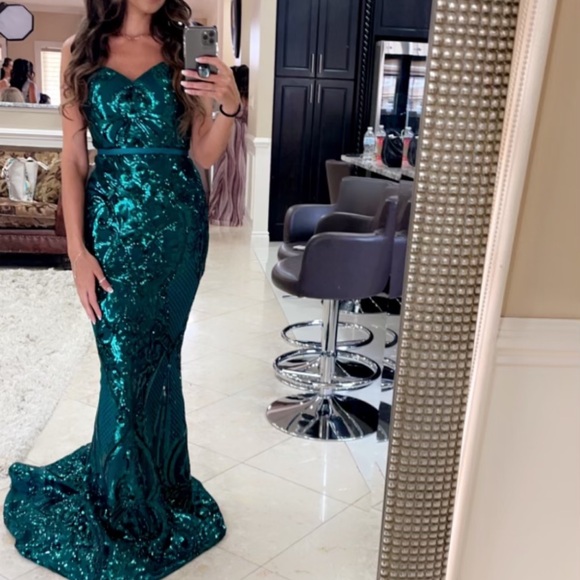 Portia and Scarlett | Dresses | Portia Scarlett Sequin Green Evening Gown |  Poshmark